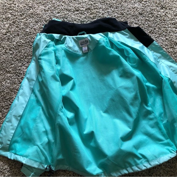 Guides Choice waterproof wind/rain Jacket - Picture 5 of 10